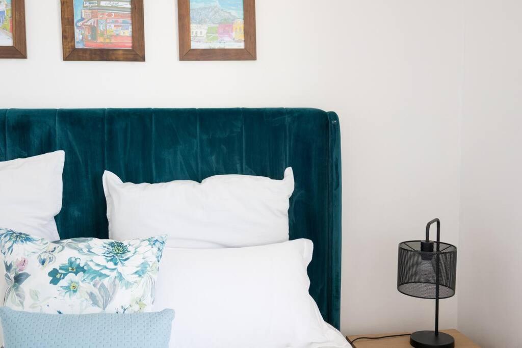 Modern, Trendy And Comfortable 2 Bedroom Apartment In Cape Town Bagian luar foto