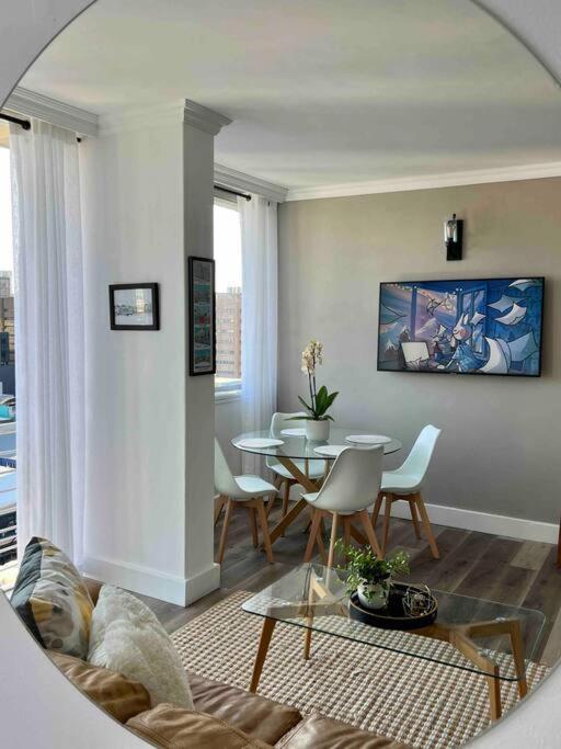 Modern, Trendy And Comfortable 2 Bedroom Apartment In Cape Town Bagian luar foto