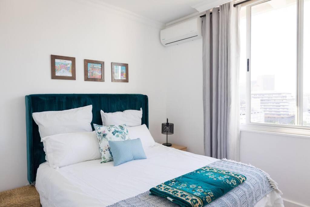 Modern, Trendy And Comfortable 2 Bedroom Apartment In Cape Town Bagian luar foto