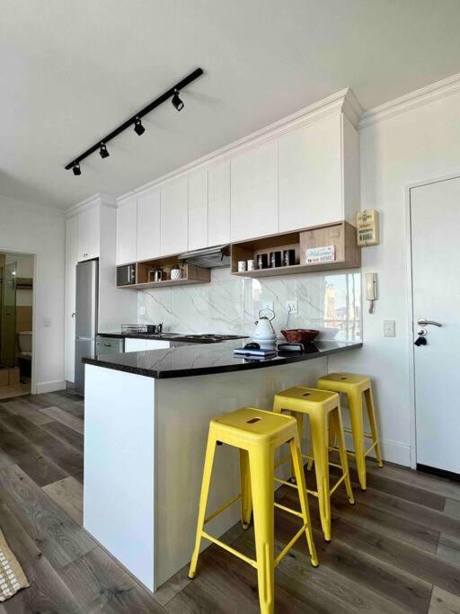 Modern, Trendy And Comfortable 2 Bedroom Apartment In Cape Town Bagian luar foto